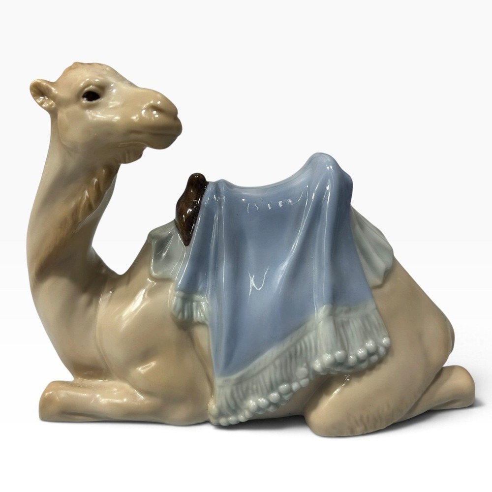 Avon 1994 Source of Fine Collectibles Porcelain Resting Camel Nativity Figurine